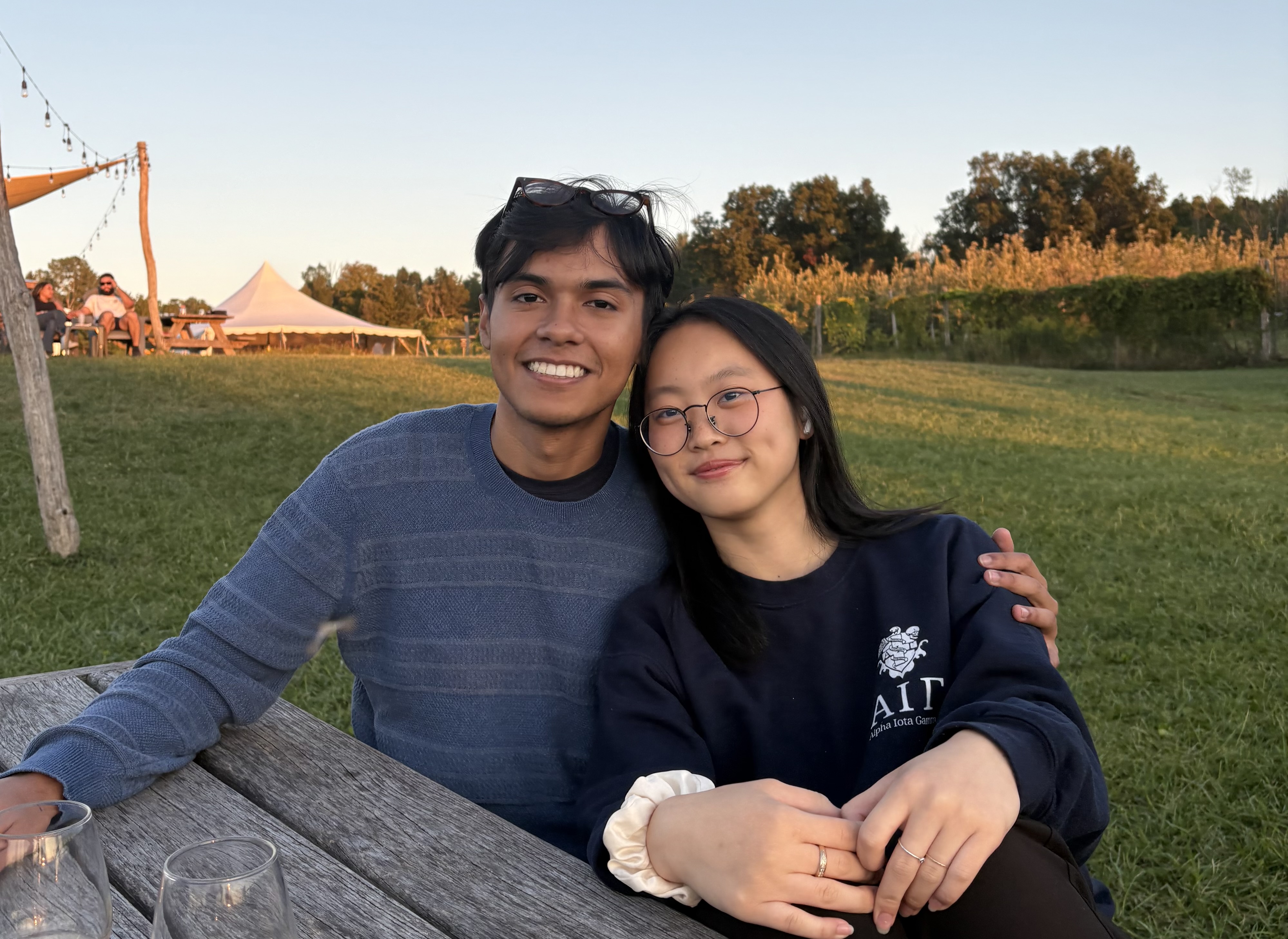 Paris and Moho at South Hill Cider